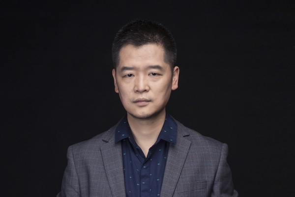 赵 波 赵 波
