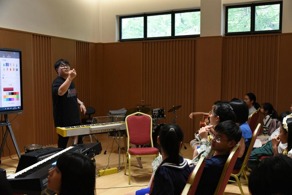 樂乐钢琴“巴适”夏令营——即兴演奏的沉浸之旅 樂乐钢琴“巴适”夏令营——即兴演奏的沉浸之旅