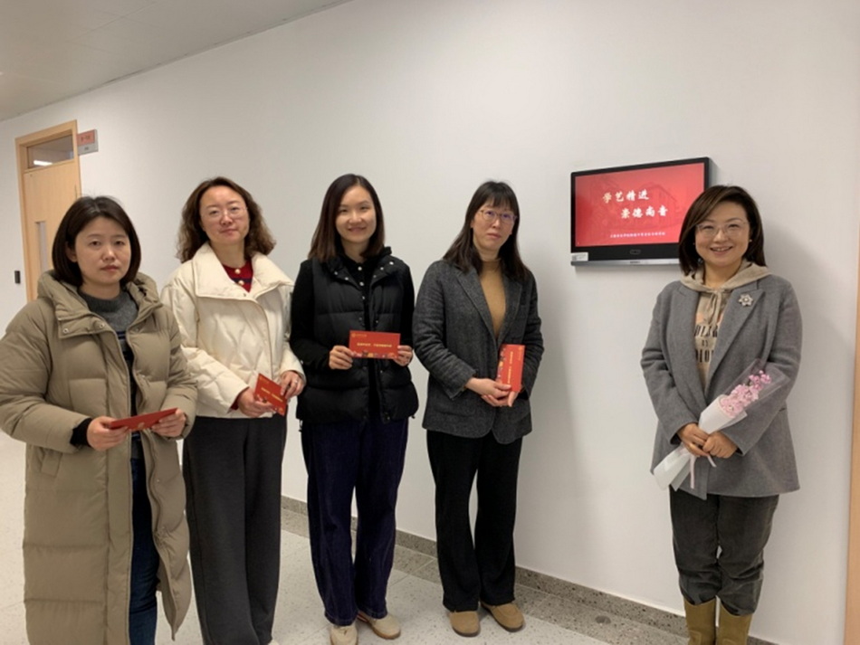 巾帼绽放,桃李芬芳,意昂4附中2026年“三八”国际妇女节系列活动 巾帼绽放💇,桃李芬芳🏇🏿,意昂4附中2026年“三八”国际妇女节系列活动
