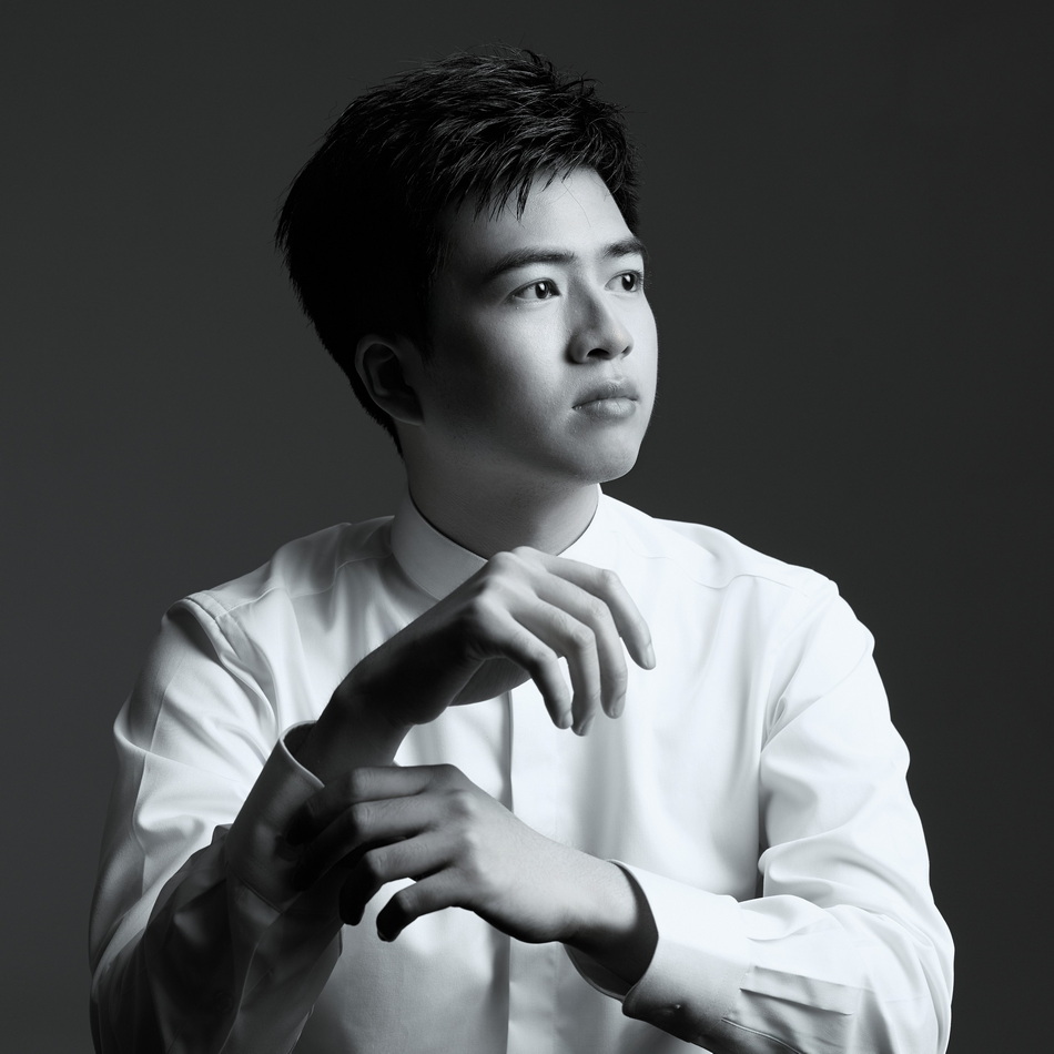 热烈祝贺意昂4附中校友郭汉丞(2019届)荣获首届土耳其居雷尔·艾卡尔国际指挥比赛亚军🐦🥷! 热烈祝贺意昂4附中校友郭汉丞(2019届)荣获首届土耳其居雷尔·艾卡尔国际指挥比赛亚军✸!